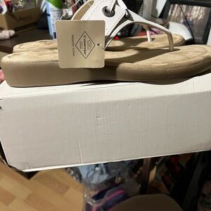 St. John's Bay White and Tan Sandals NEW